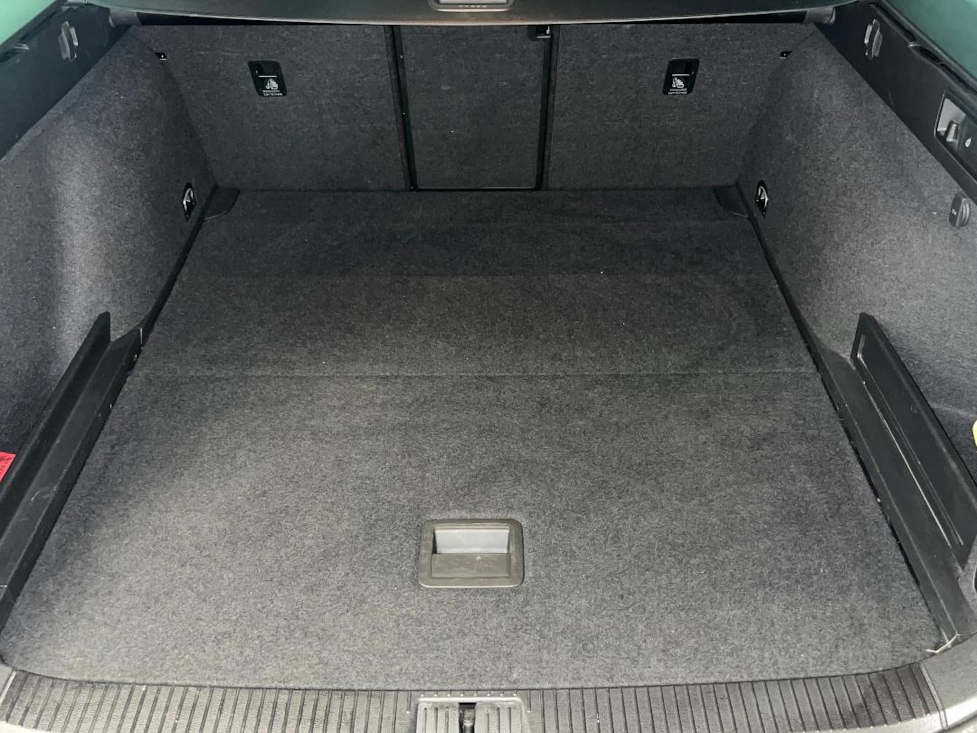 Volkswagen Passat Variant R-Line