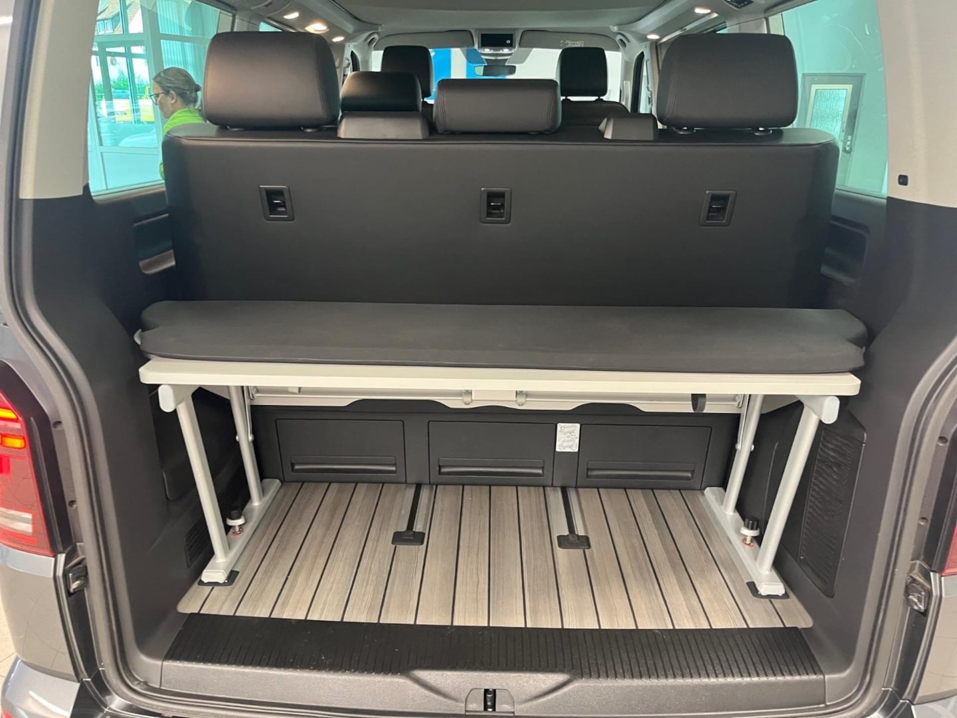 Volkswagen T6.1 California Beach