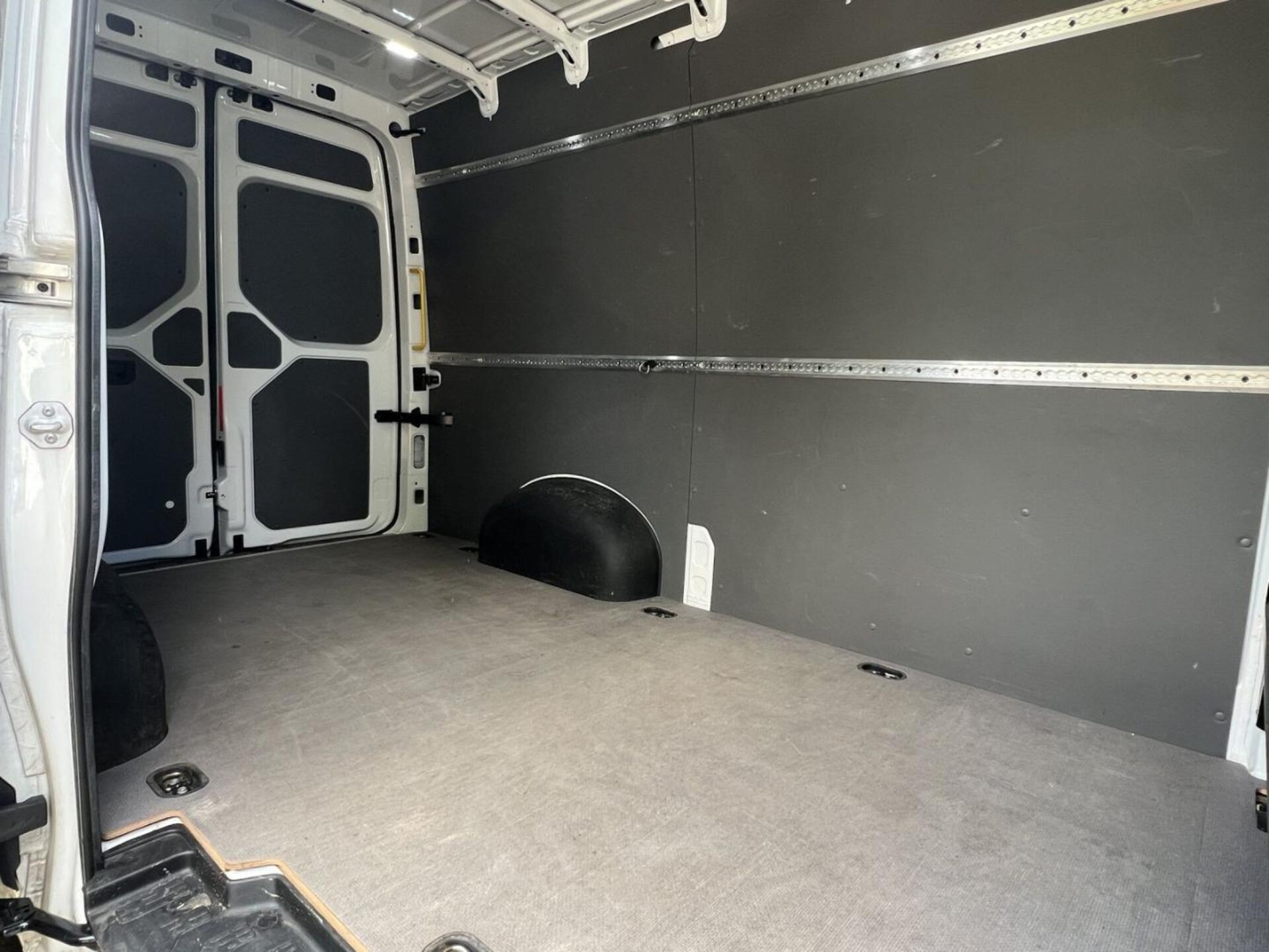 Volkswagen Crafter Kasten mittlerer Radstand