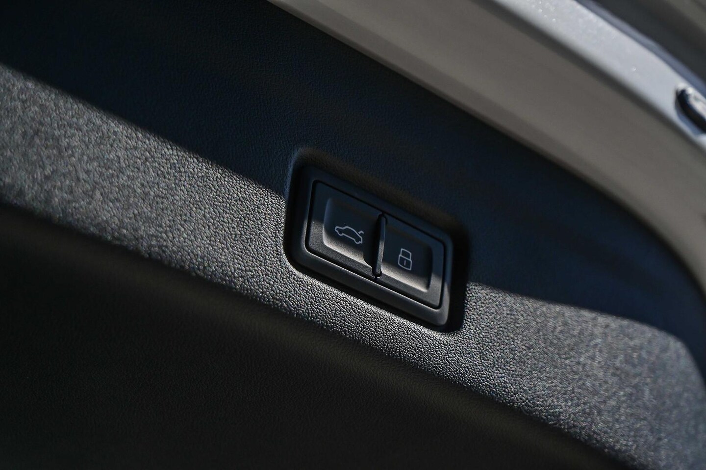 Image about Audi Q6 SUV e-tron e-tron