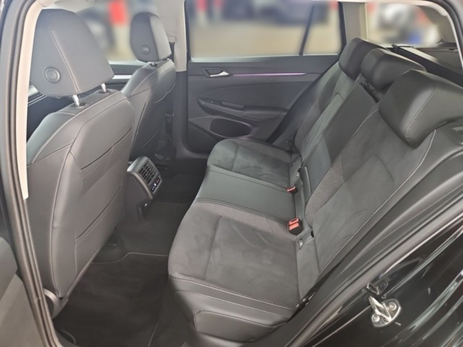 Volkswagen Golf Variant – Bild 10