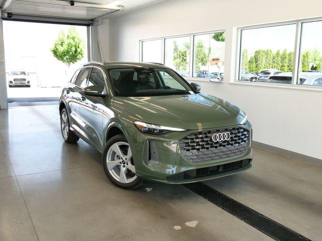 2026 Audi Q5 Premium Plus quattro's photo