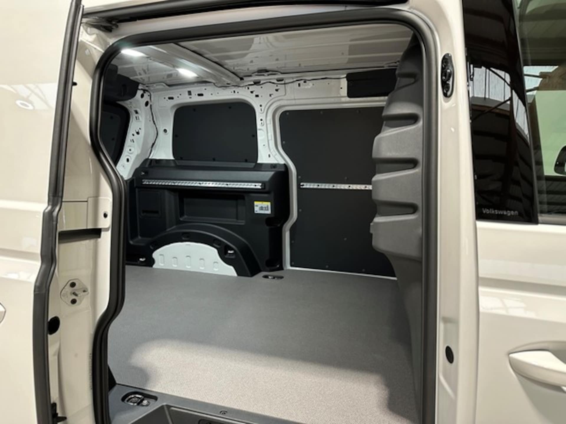 Volkswagen ID. Buzz Cargo Basis-Modell