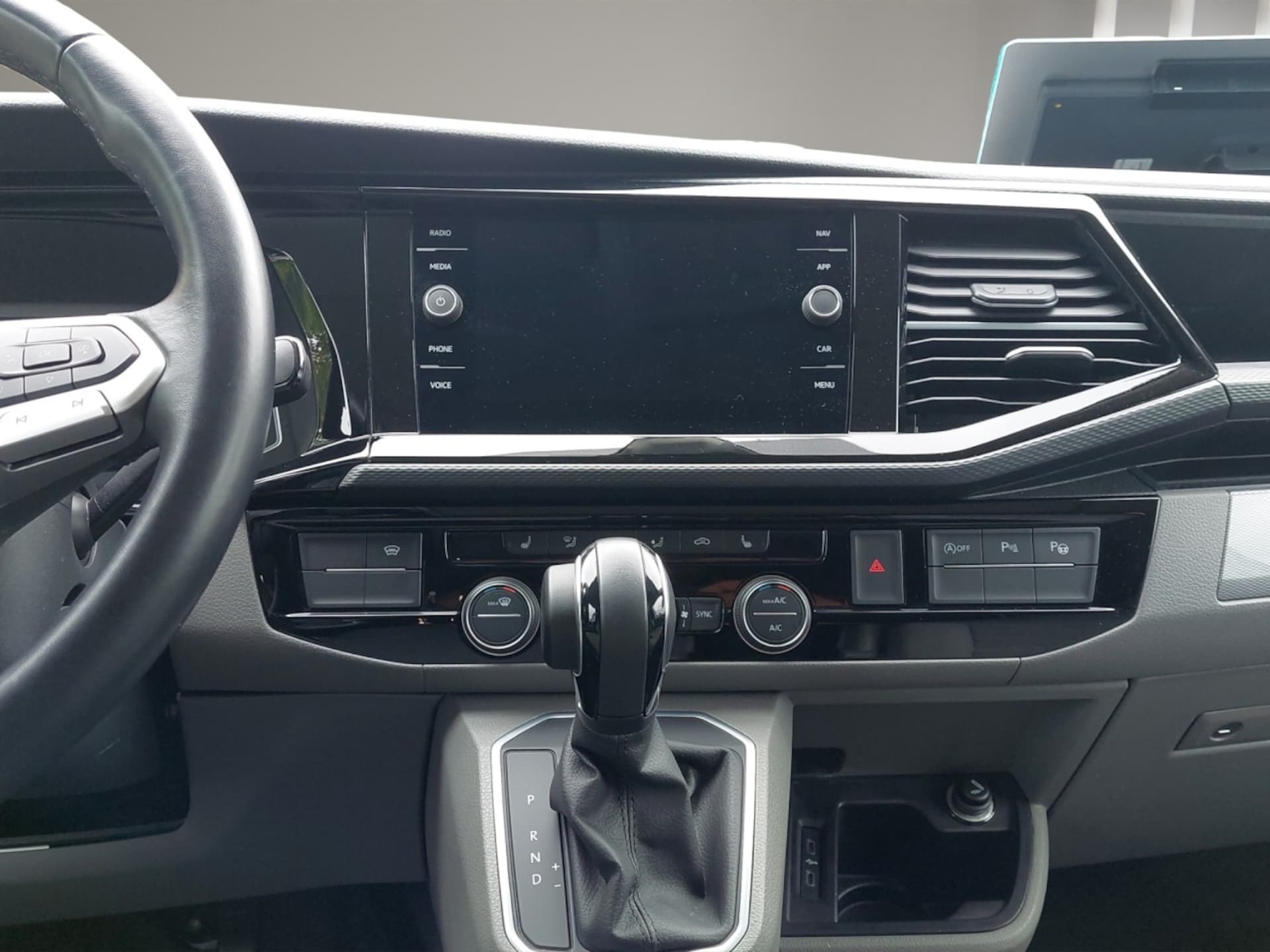 Volkswagen T6.1 California Ocean