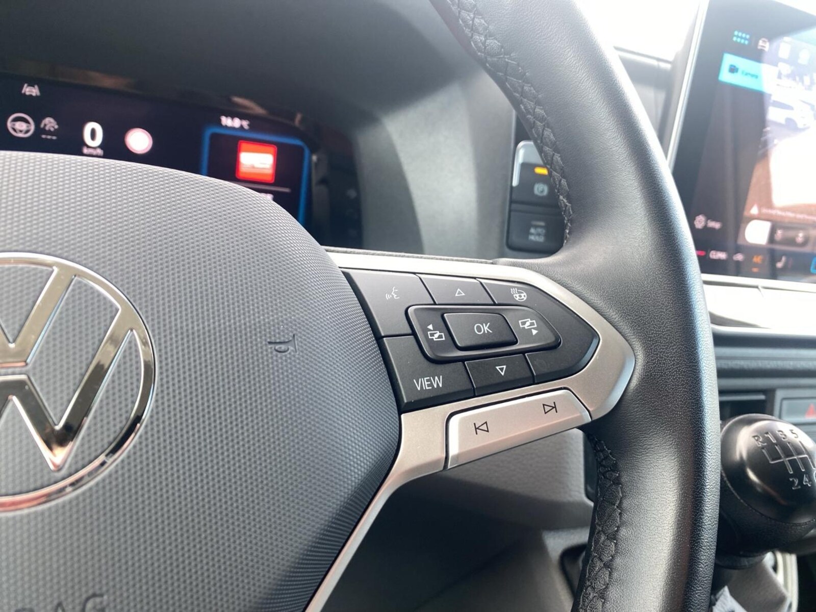 Volkswagen Crafter Kasten mittlerer Radstand – Bild 15