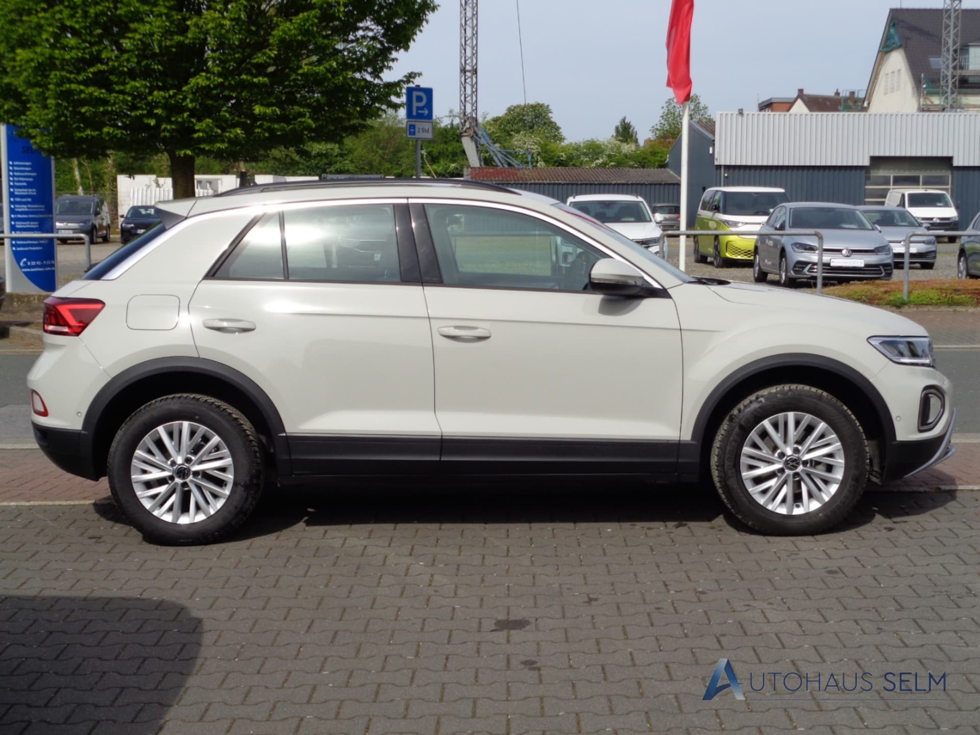 Volkswagen T-Roc Life