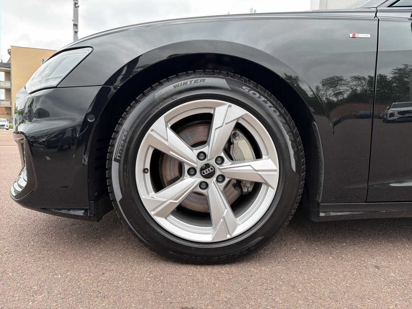 Bild über Audi A6 Avant sport 45 TDI quattro S tronic - für weitere Informationen kontaktieren Sie den Audi Partner