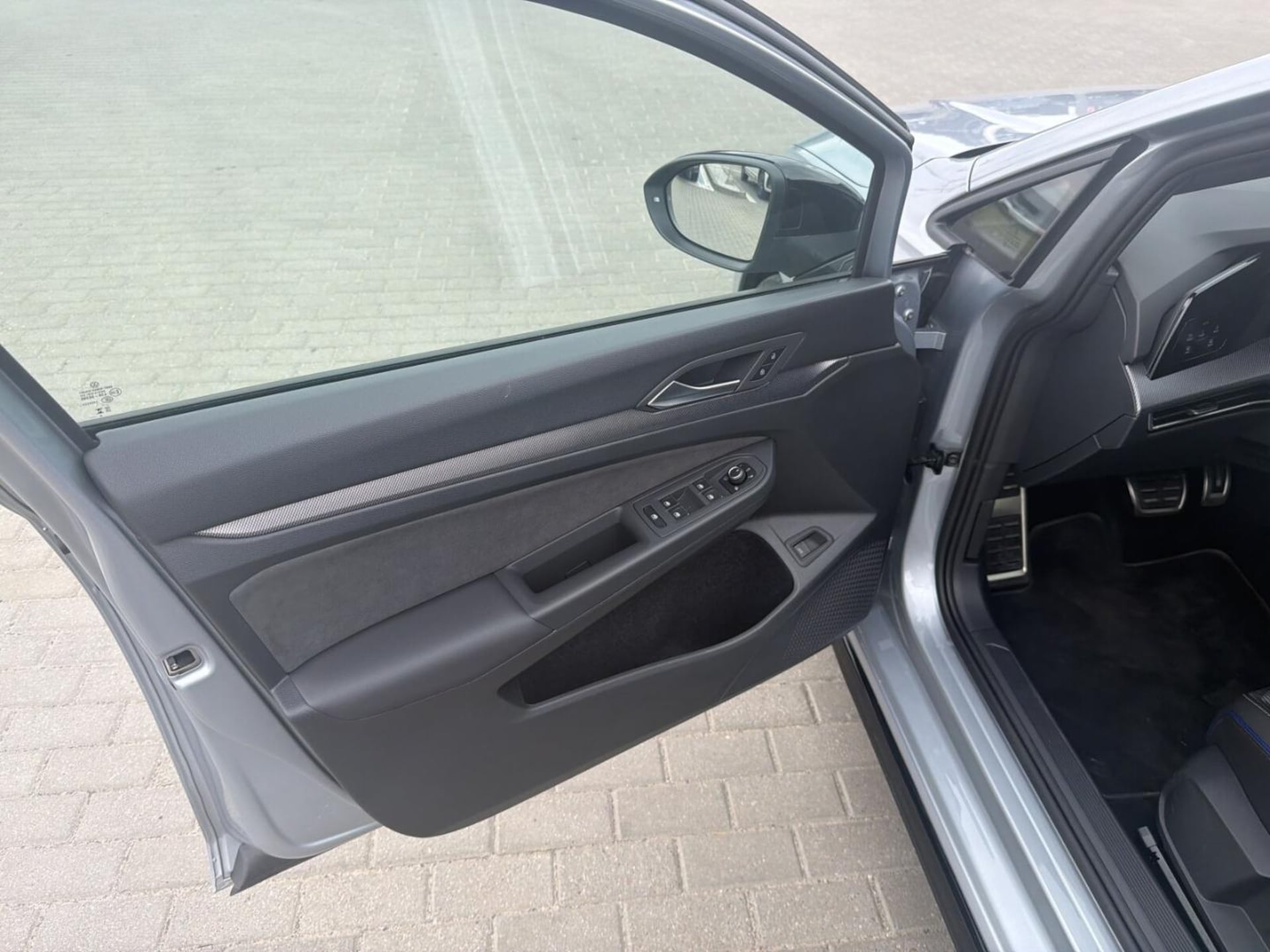 Volkswagen Golf Variant R-Line