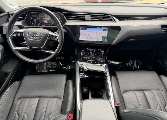 2024 Audi Q8 e-tron