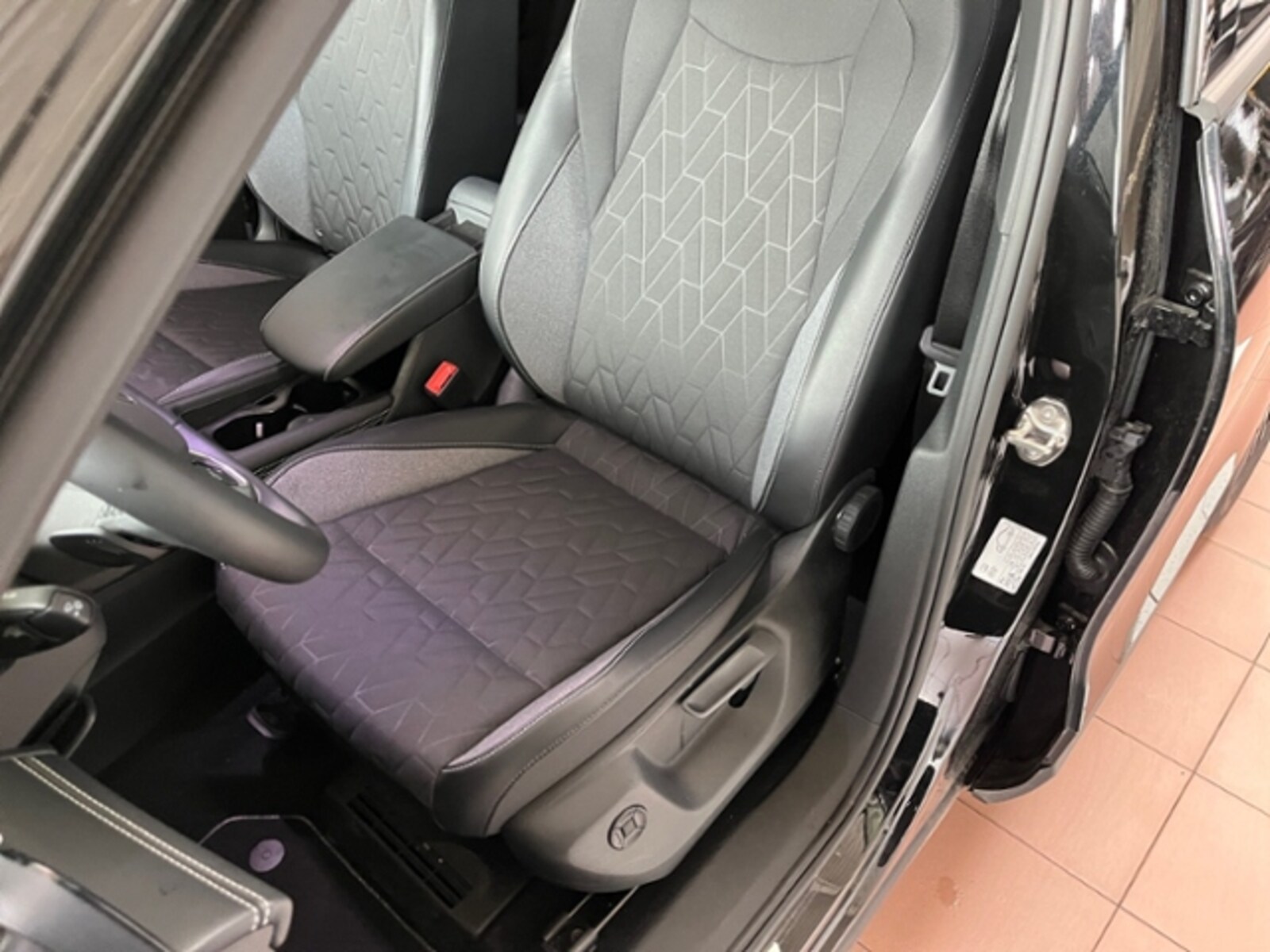 Volkswagen Tiguan – Bild 15