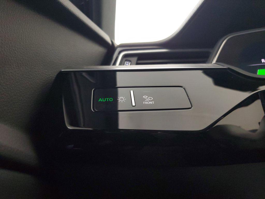 2024 Audi Q8 Sportback e-tron Premium Plus - Photo 34