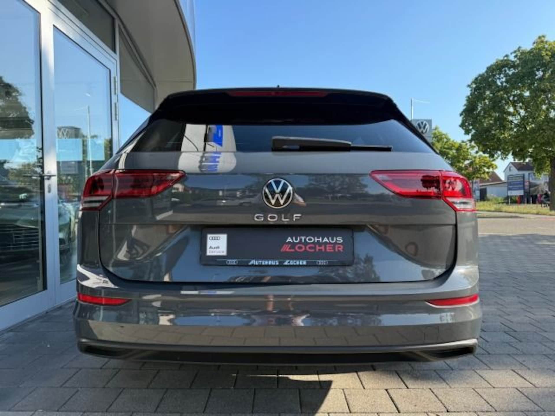 Volkswagen Golf Variant Life