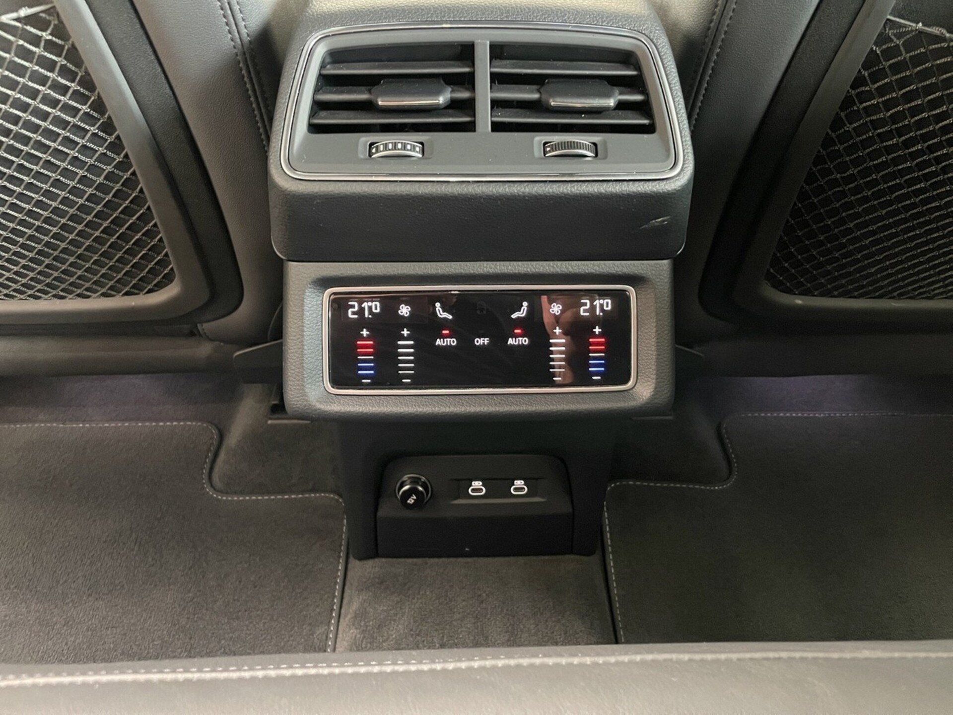 Audi Q8 Sportback e-tron S line