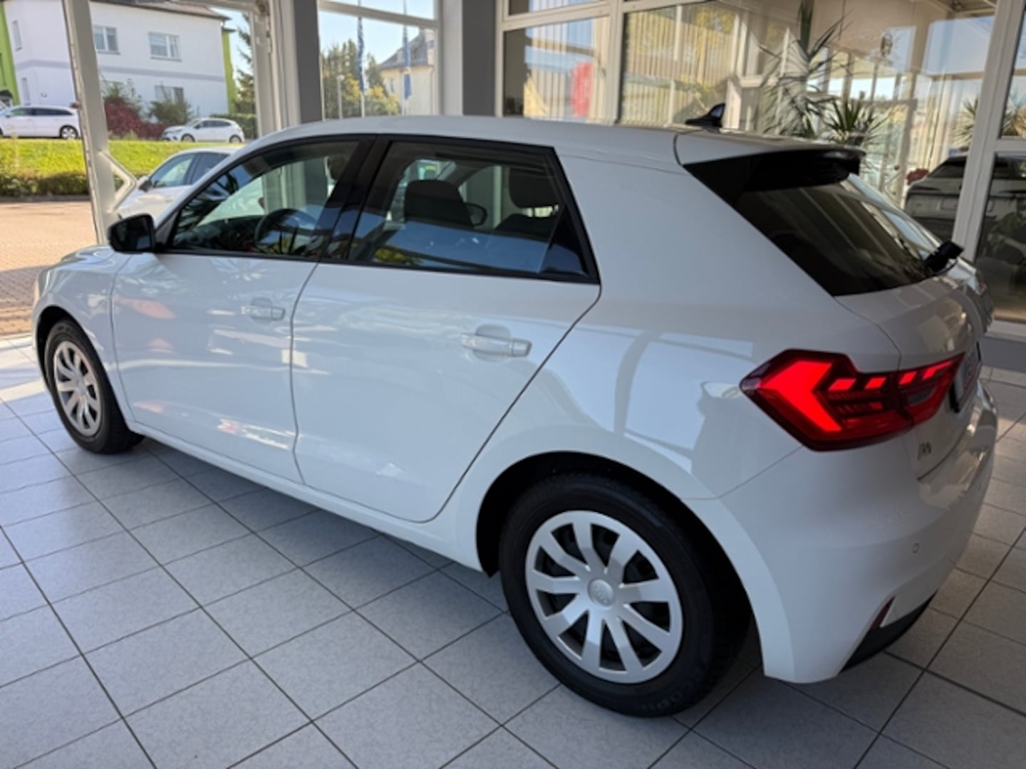Bild über Audi A1 Sportback 25 TFSI S tronic - für weitere Informationen kontaktieren Sie den Audi Partner
