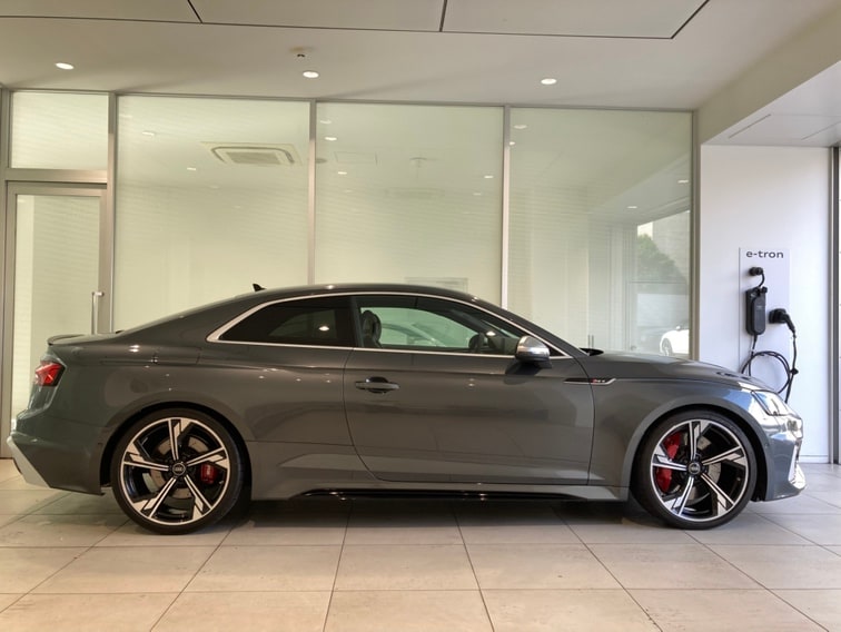 Audi RS 5 Coupé RS 5 Coupé 331(450) kW(PS) tiptronic for more details contact your dealer