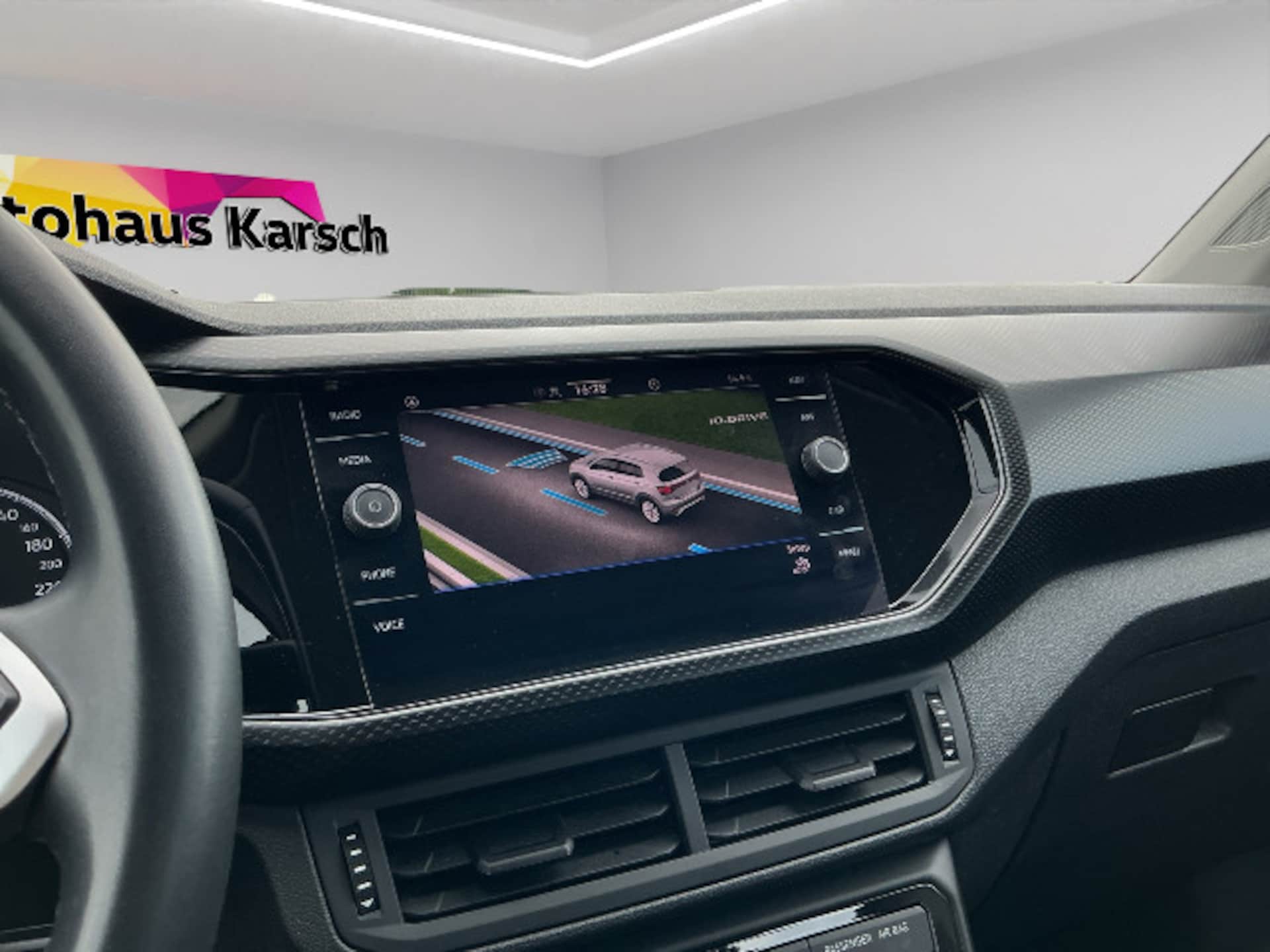 Volkswagen T-Cross Life