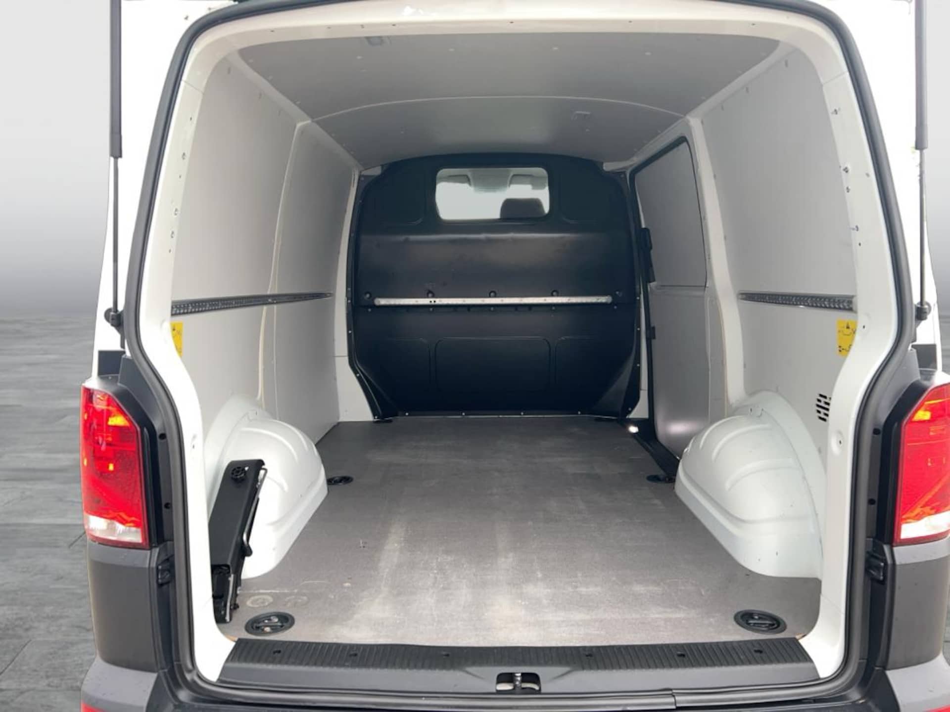 Volkswagen T6.1 Transporter Kasten kurzer Radstand