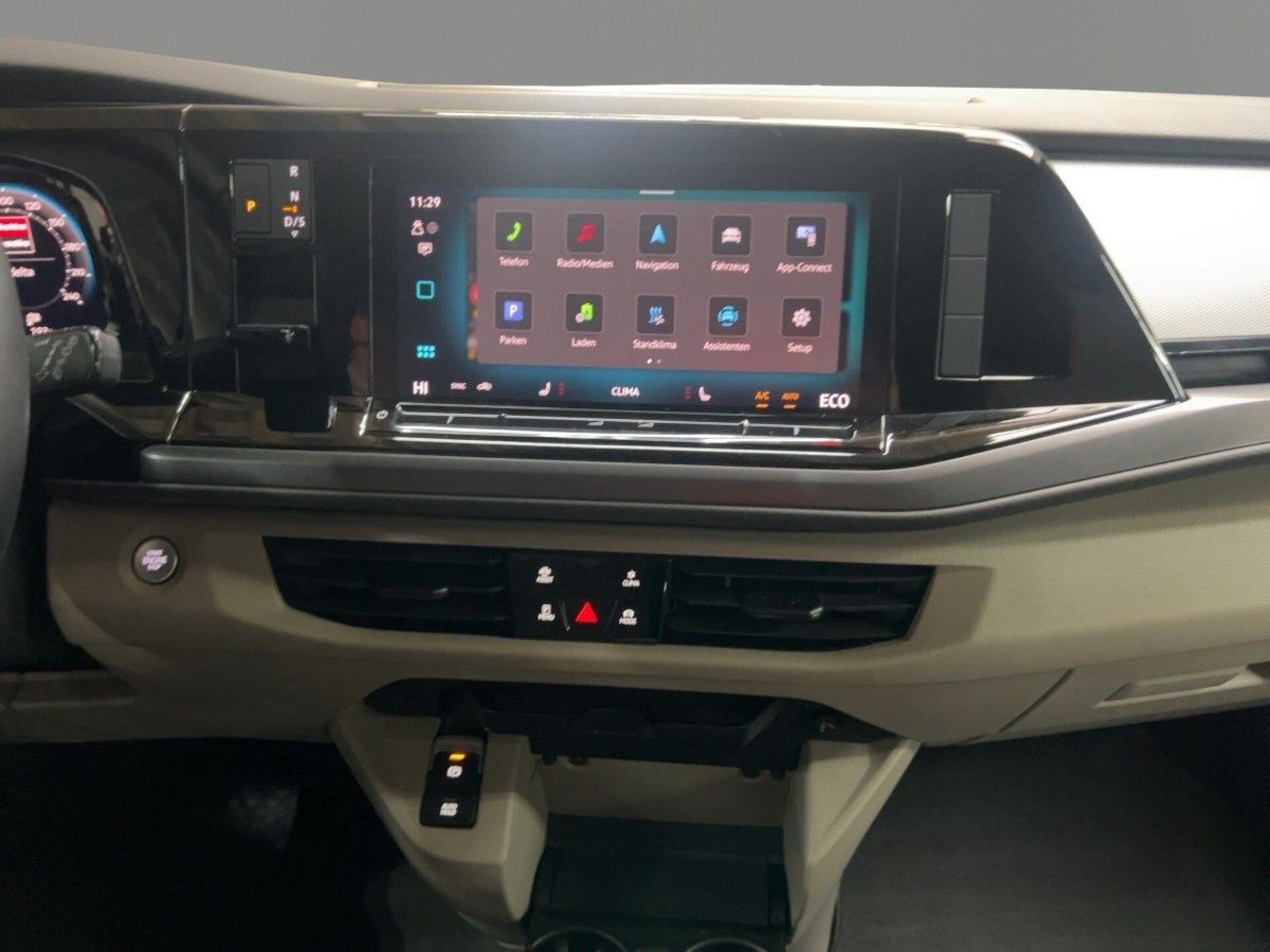 Volkswagen Multivan Basis-Modell