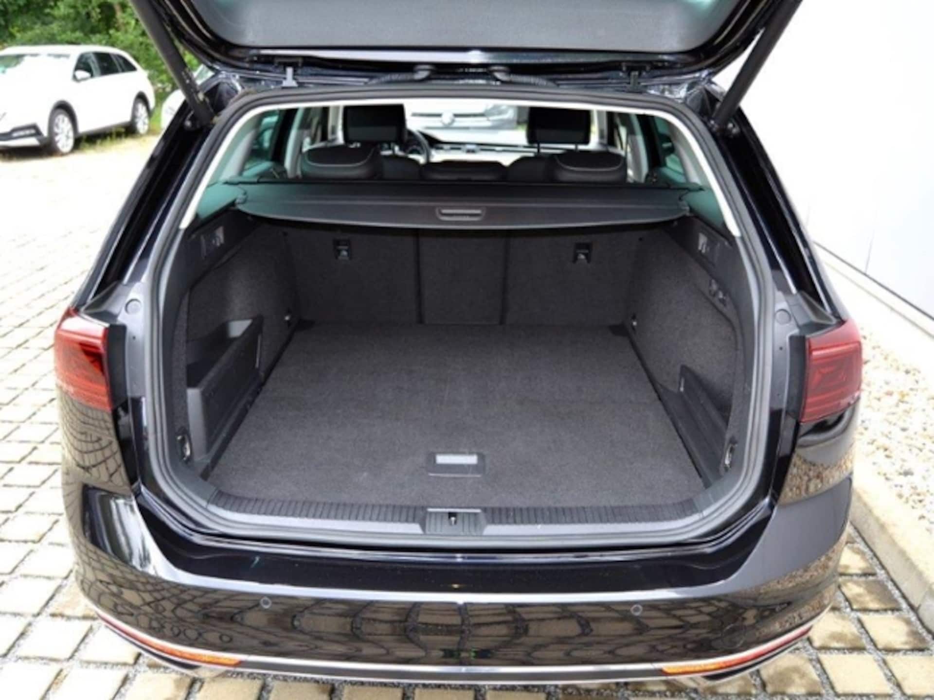 Volkswagen Passat Variant Elegance