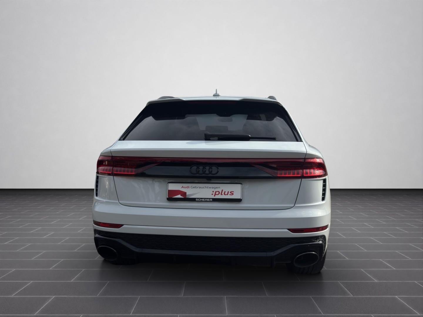 Bild über Audi RS Q8 TFSI quattro tiptronic - für weitere Informationen kontaktieren Sie den Audi Partner