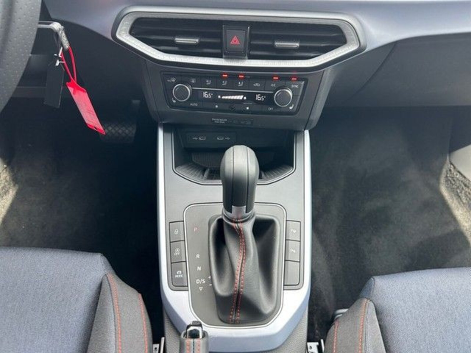 SEAT Arona – Bild 10