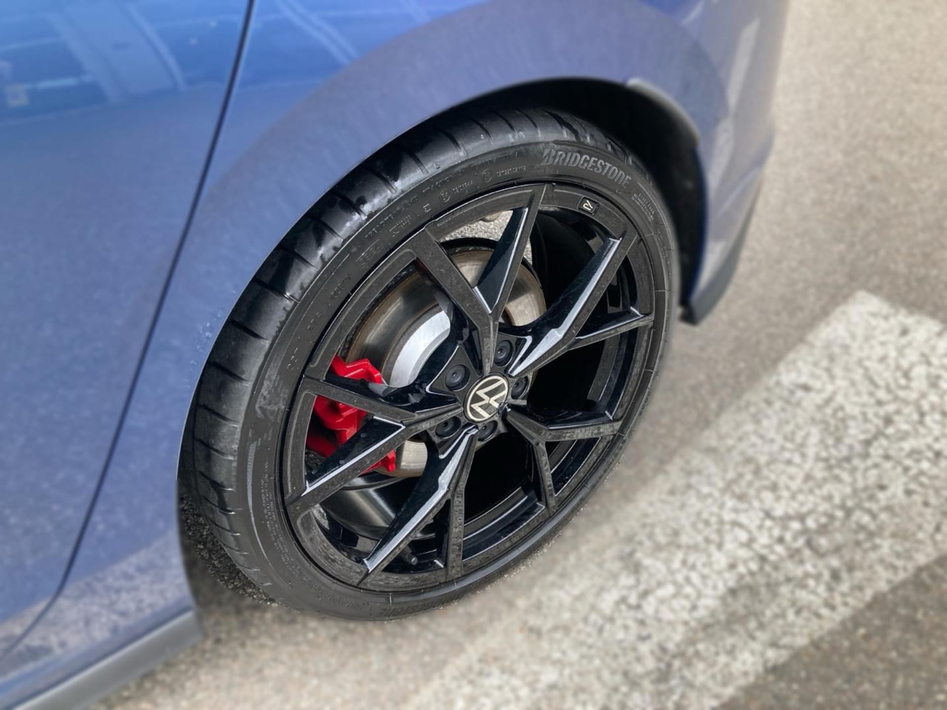Volkswagen Golf GTI