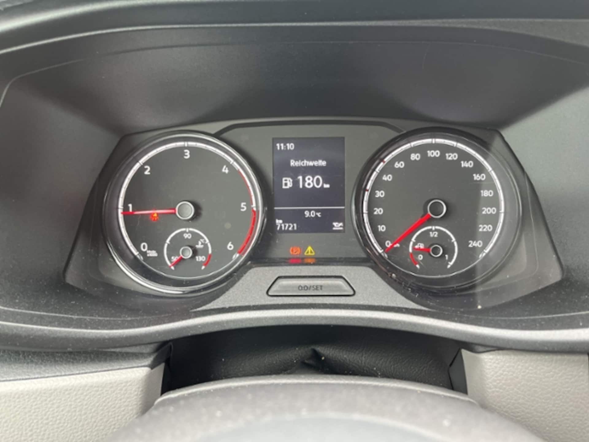Volkswagen T6.1 Transporter Kombi langer Radstand