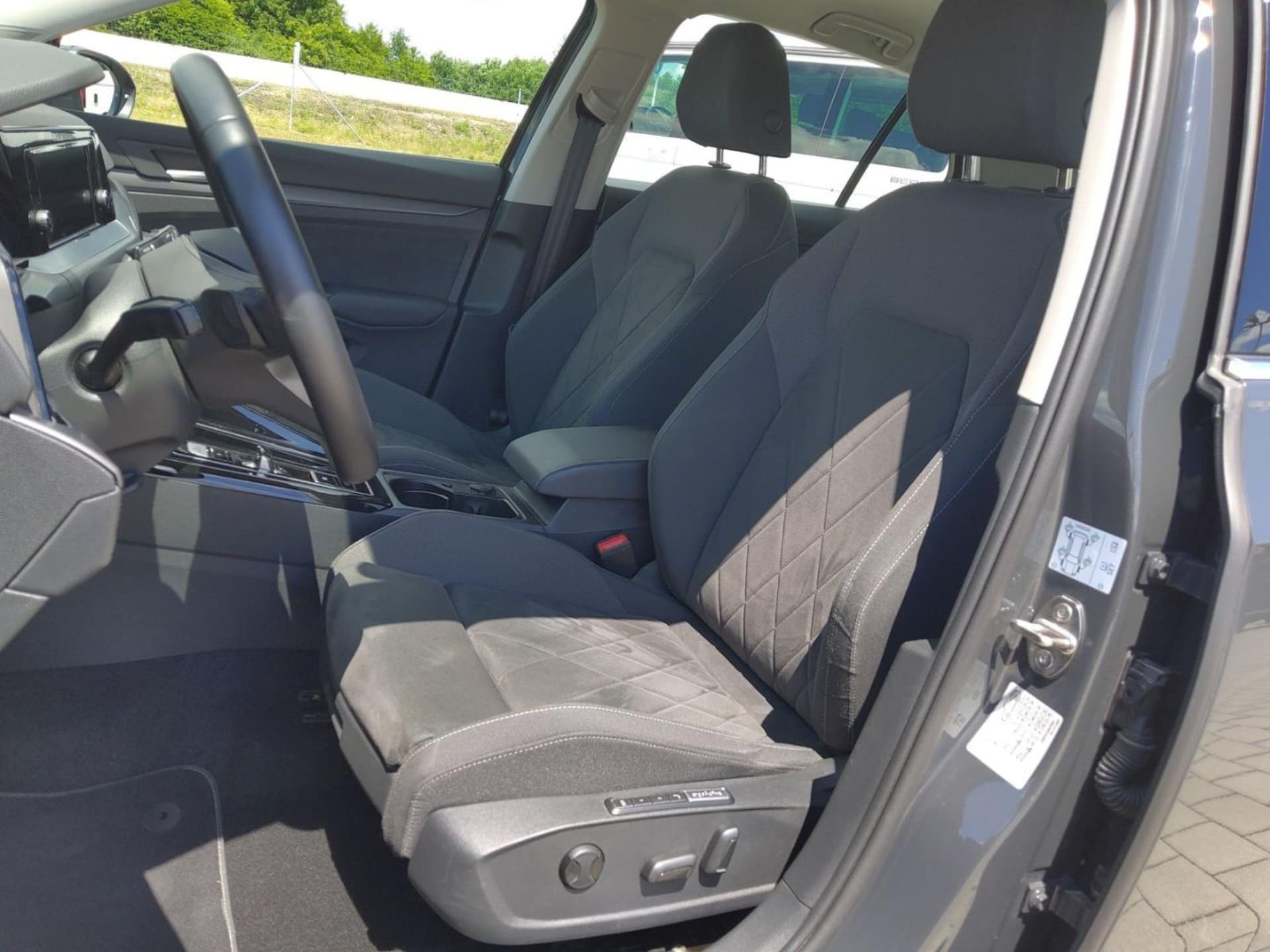 Volkswagen Golf Style
