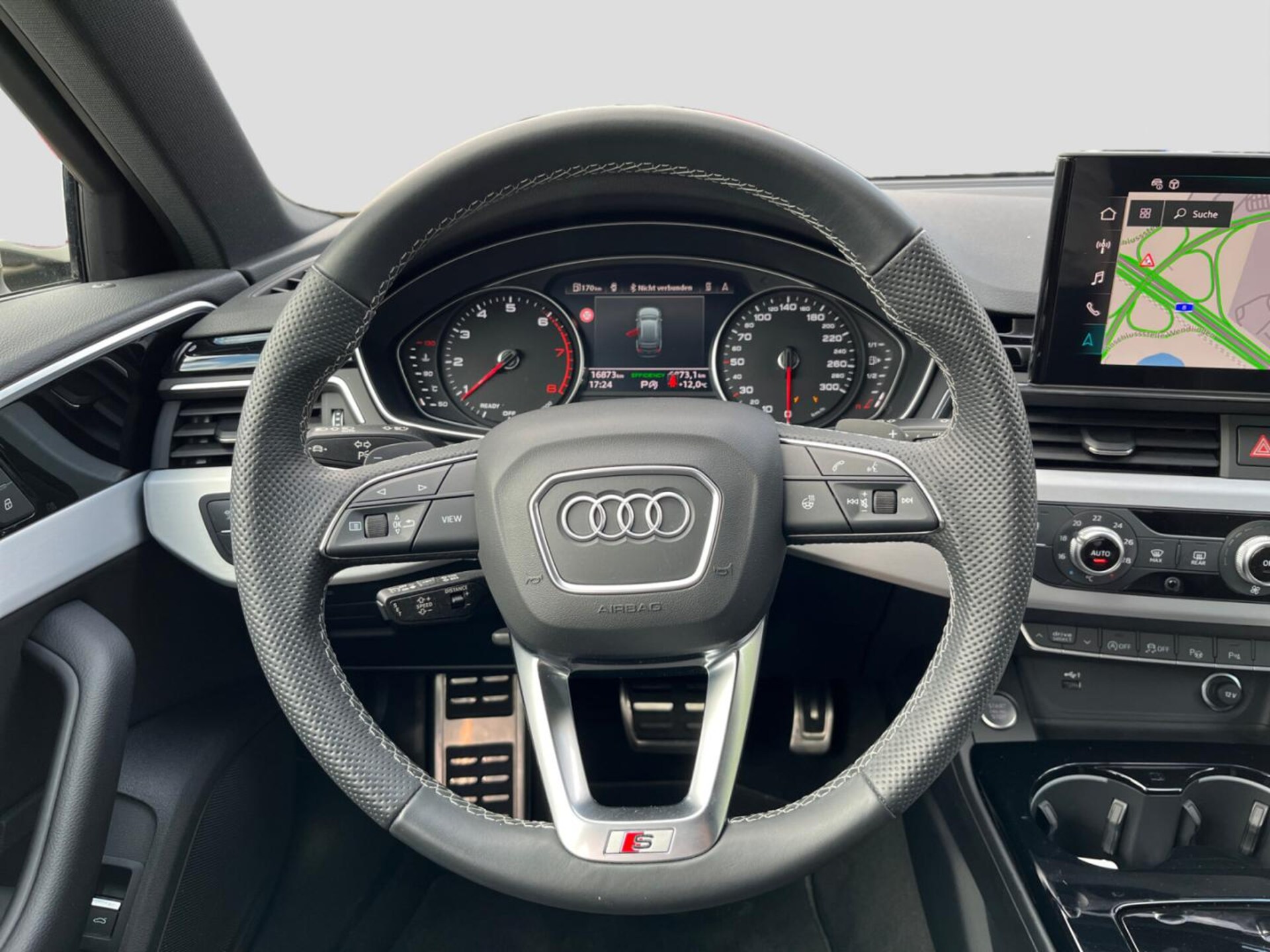 Audi A4 Avant S line