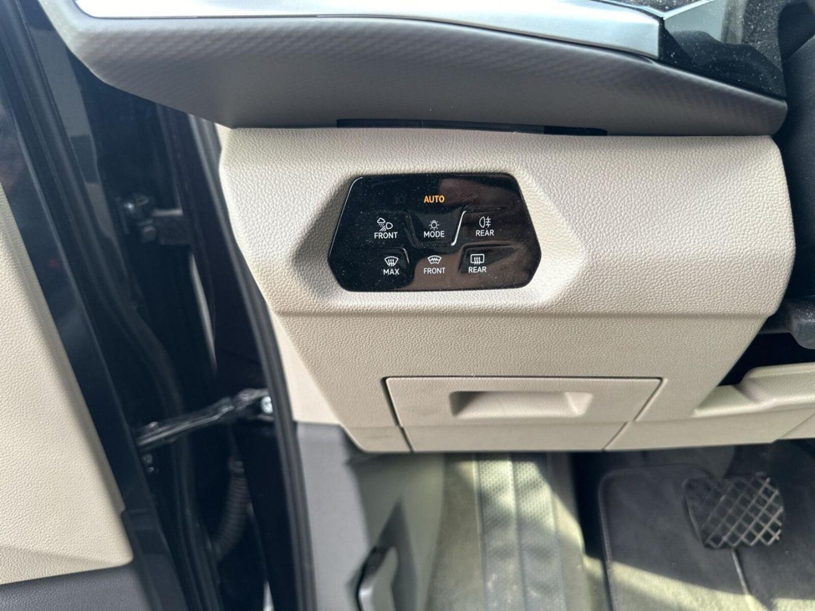 Volkswagen Multivan – Bild 15