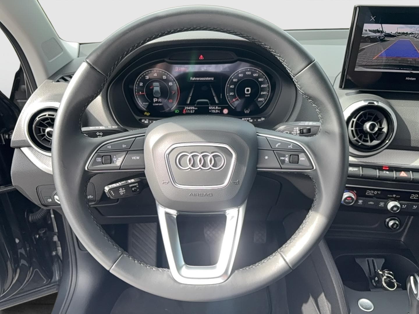Bild über Audi Q2 advanced 35 TFSI 110(150) kW(PS) S tronic - für weitere Informationen kontaktieren Sie den Audi Partner