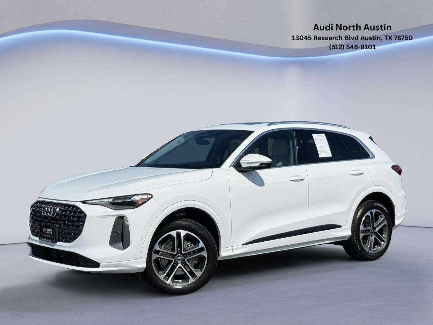 2025 Audi Q5 40 Premium Plus's photo