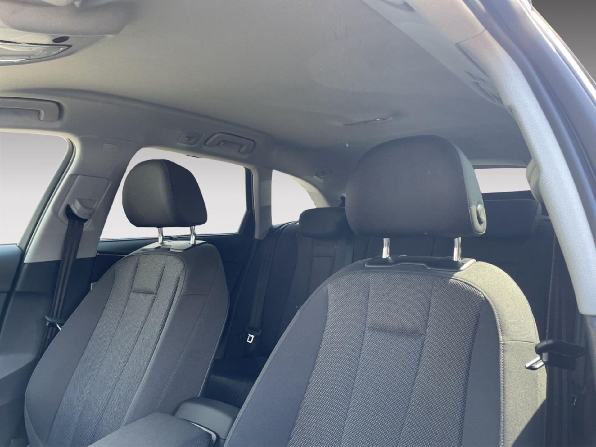 Audi A4 Avant S line