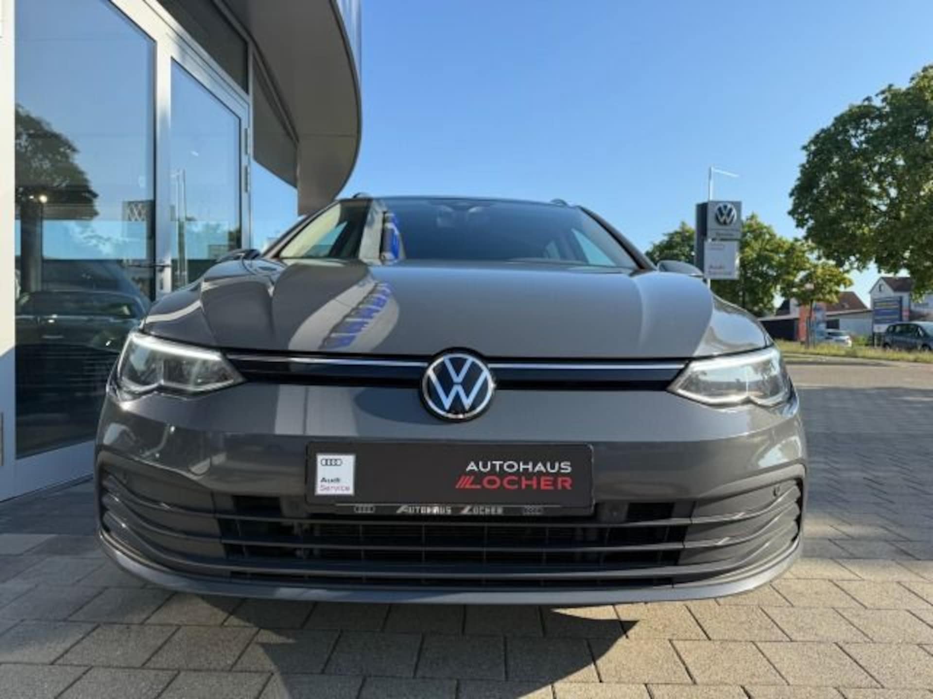 Volkswagen Golf Variant Life