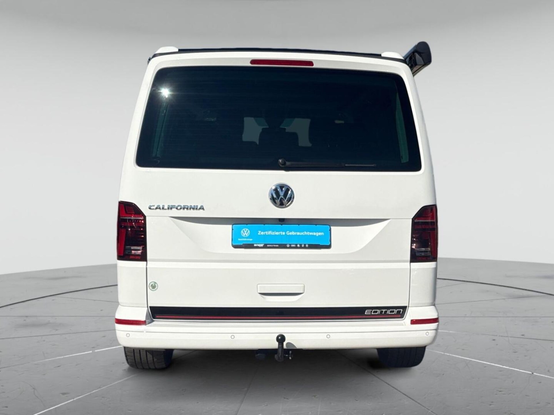 Volkswagen T6.1 California Beach