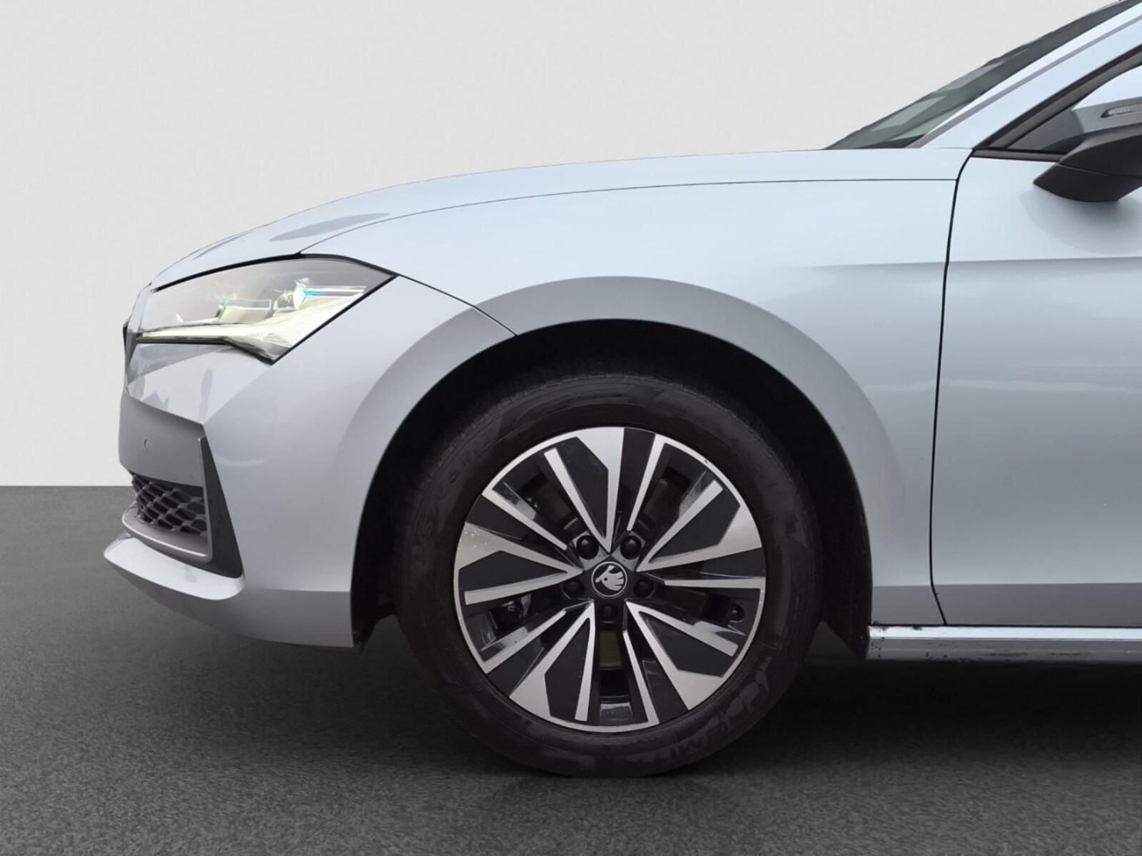 Škoda Superb Combi – Bild 12