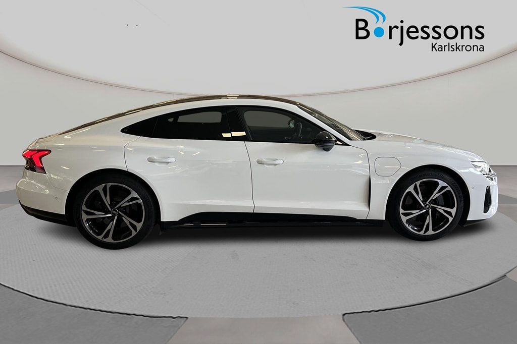 Bild som visar Audi e-tron GT e-tron GT quattro 350,00 kW - för mer information kontakta din Audi Partner