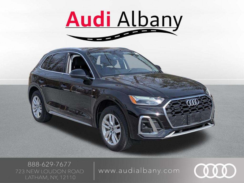 2023 Audi Q5 45 Premium's photo
