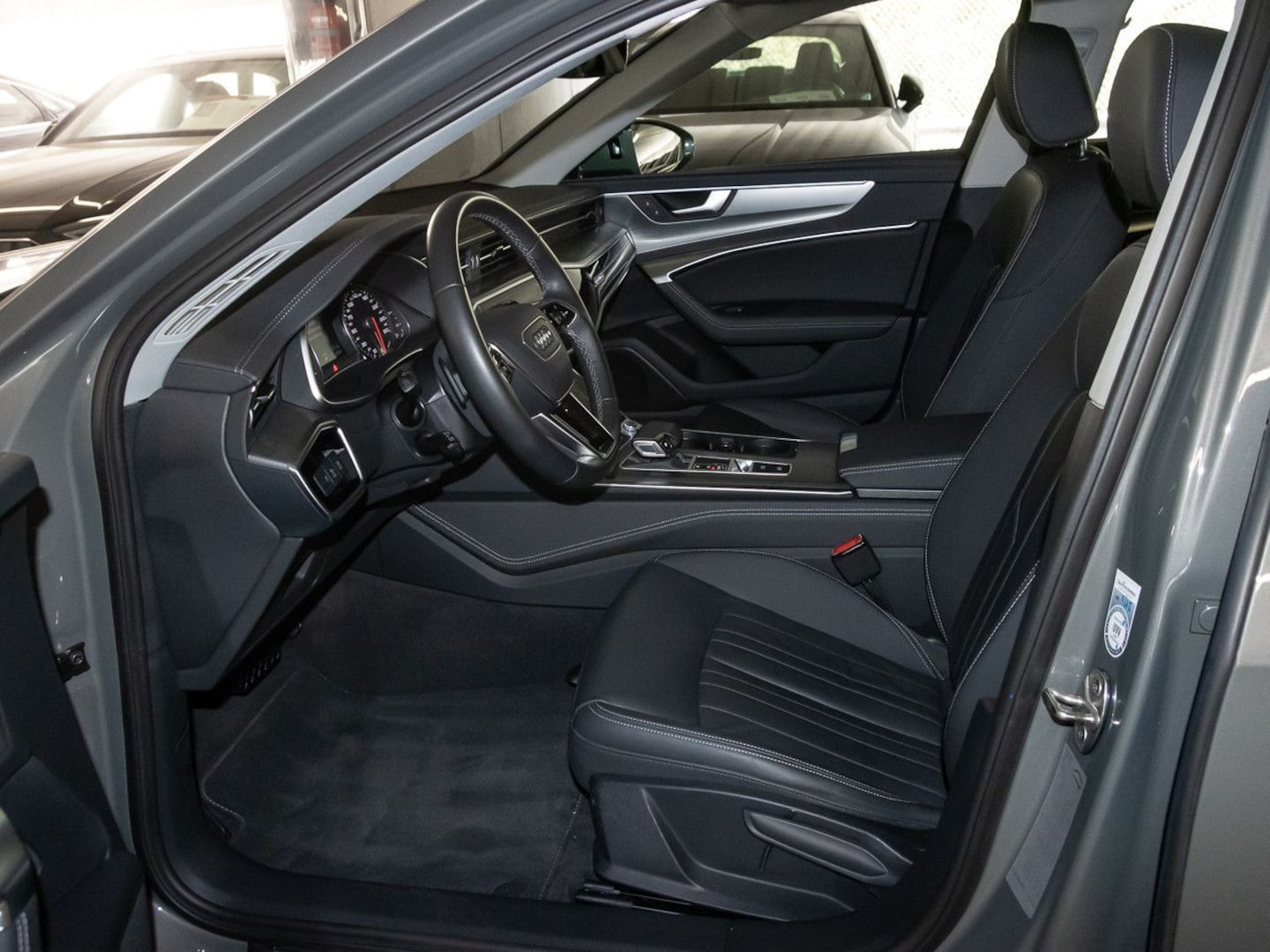 Bild über Audi A6 Avant design 40 TDI quattro S tronic - für weitere Informationen kontaktieren Sie den Audi Partner