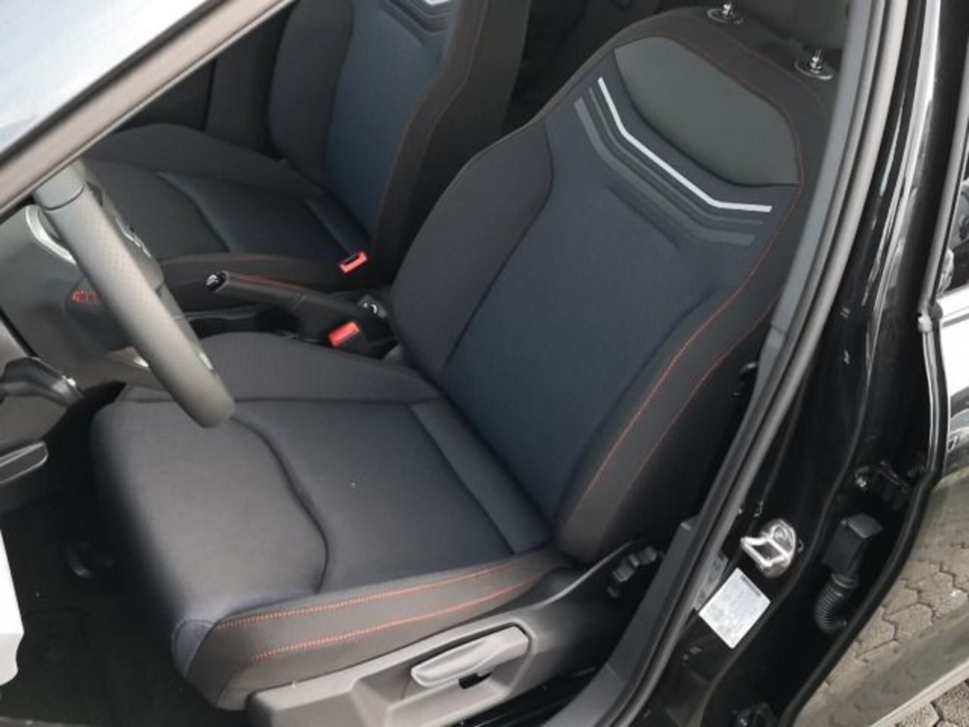 SEAT Arona FR