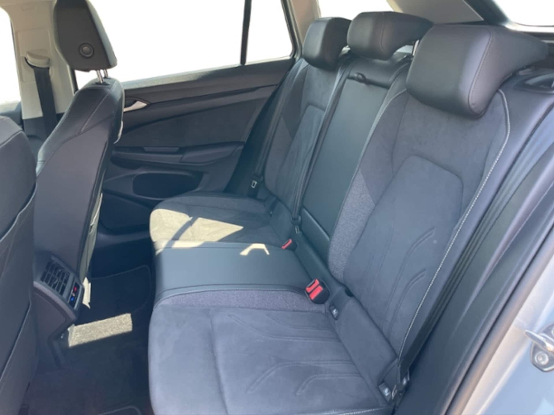 Volkswagen Golf Variant Style