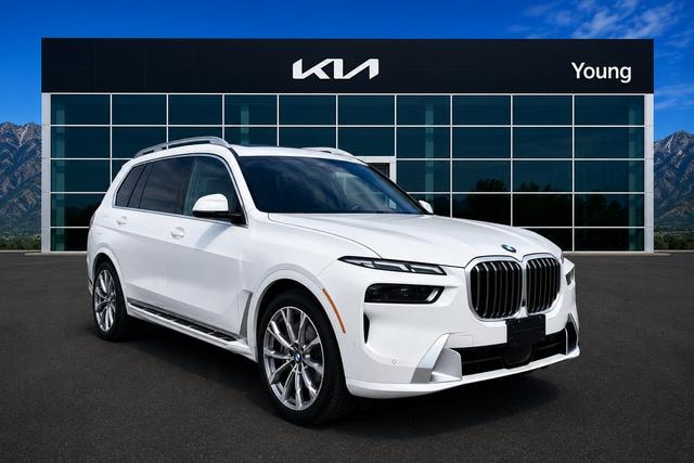 2025 BMW X7