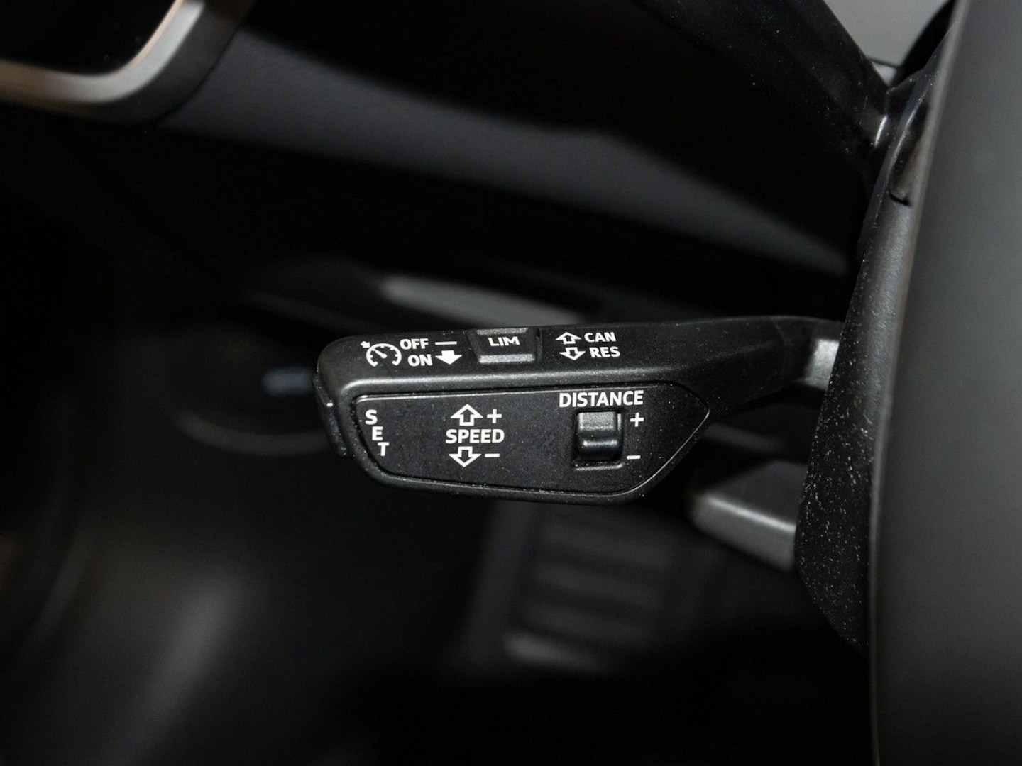 Bild über Audi A6 Avant design 40 TDI quattro S tronic - für weitere Informationen kontaktieren Sie den Audi Partner