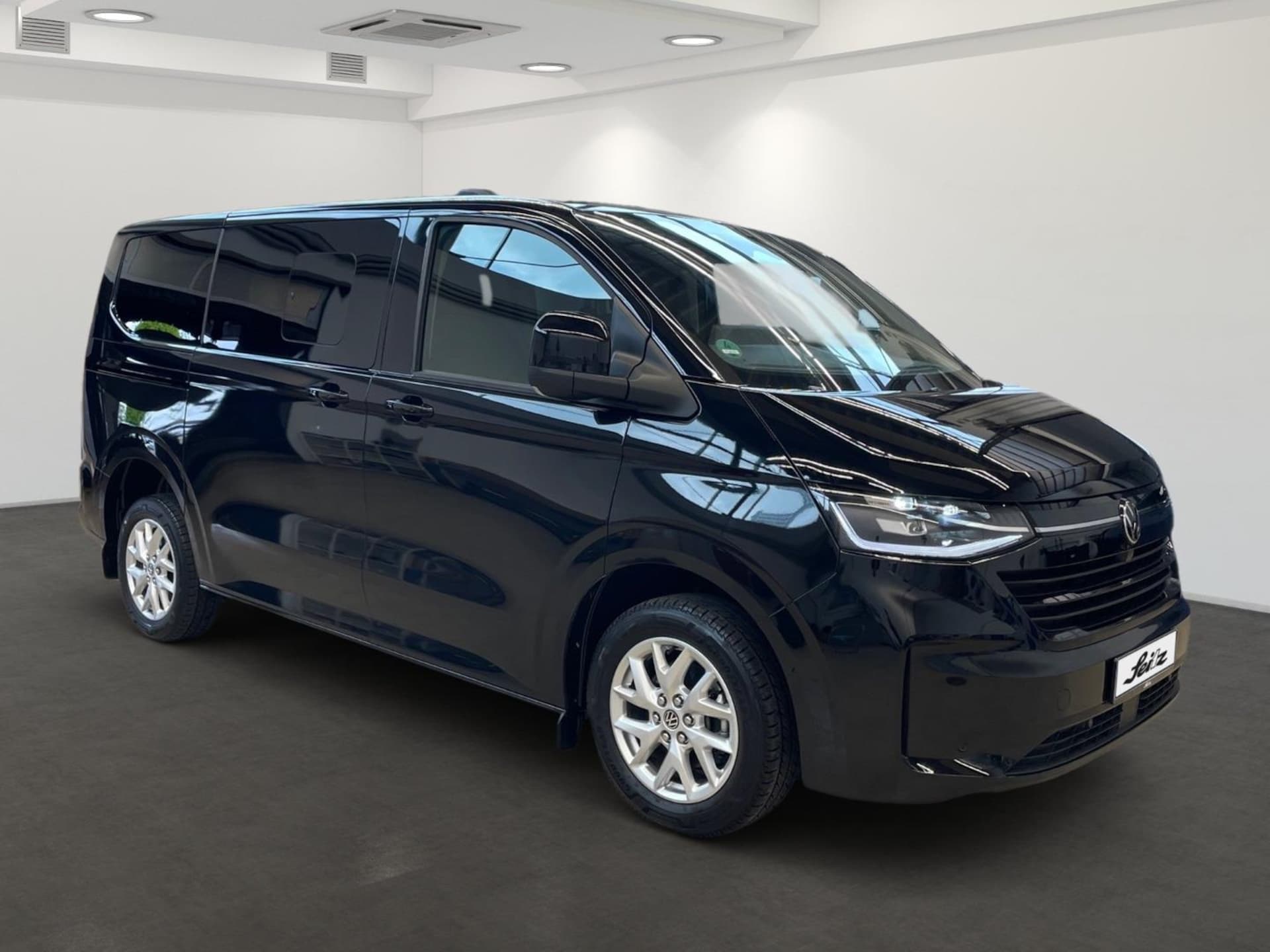 Volkswagen Caravelle Style