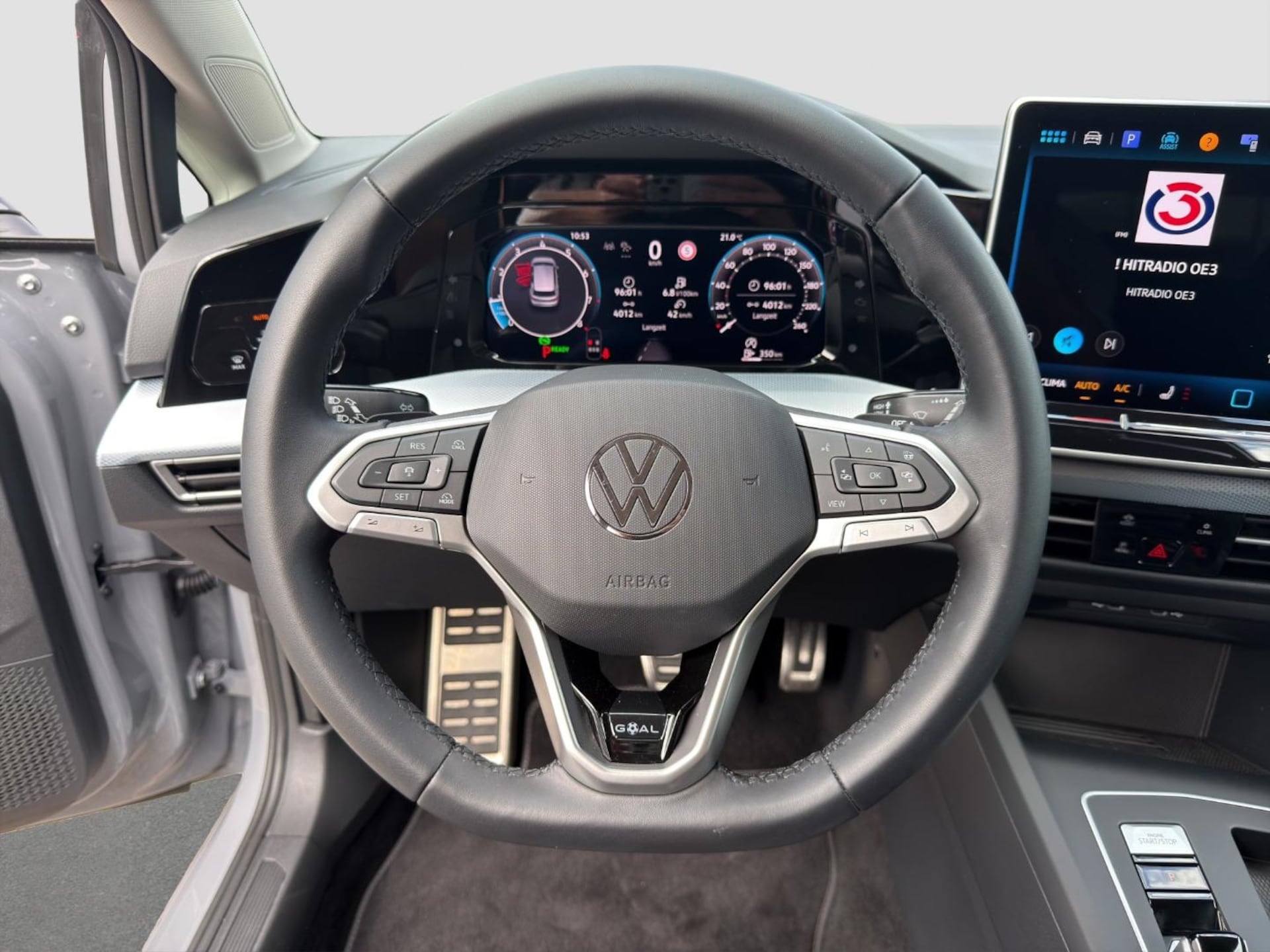Volkswagen Golf Life