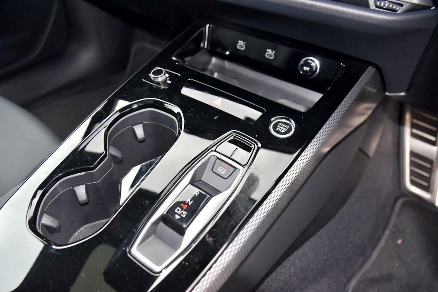 Image about Audi A5 Avant TFSI e e-hybrid quattro 270 kW S tronic