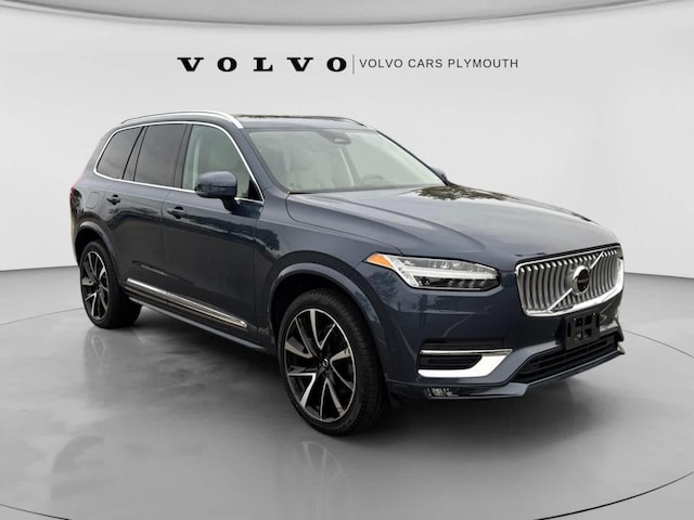 2023 Volvo XC90 Plus