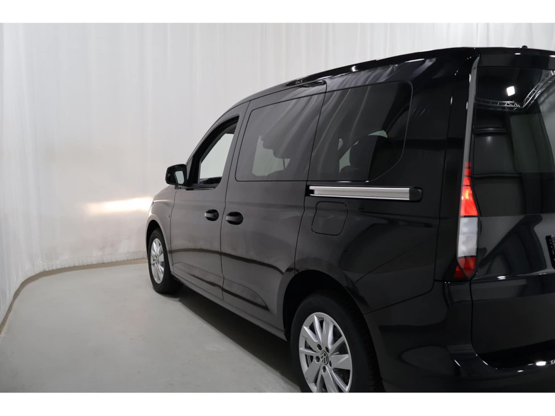 Volkswagen Caddy Basis-Modell