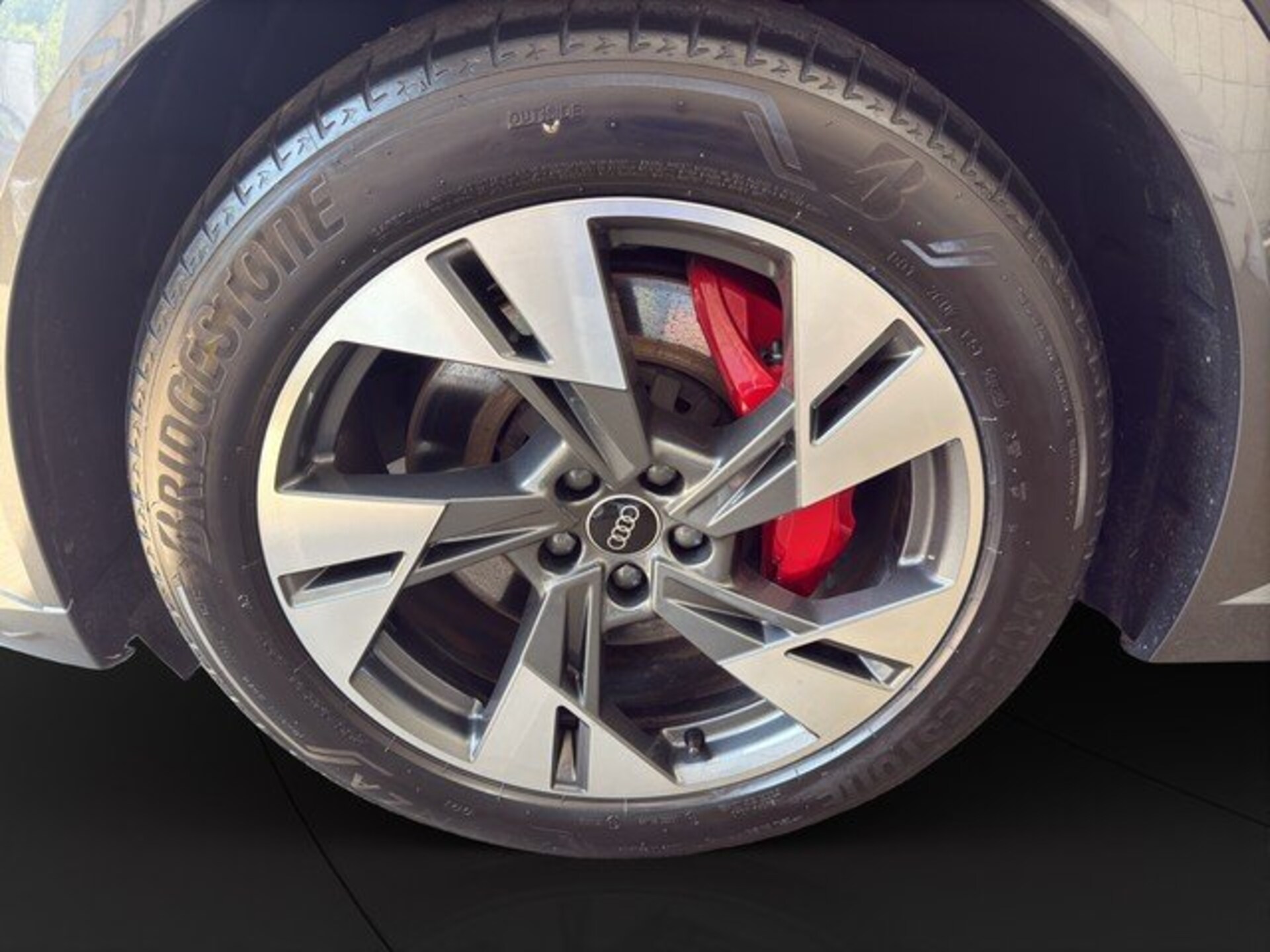 Audi Q8 e-tron S line