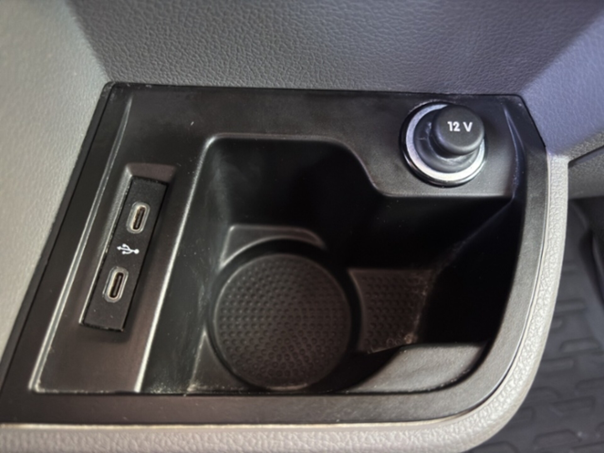 Volkswagen T6.1 Transporter Kasten kurzer Radstand